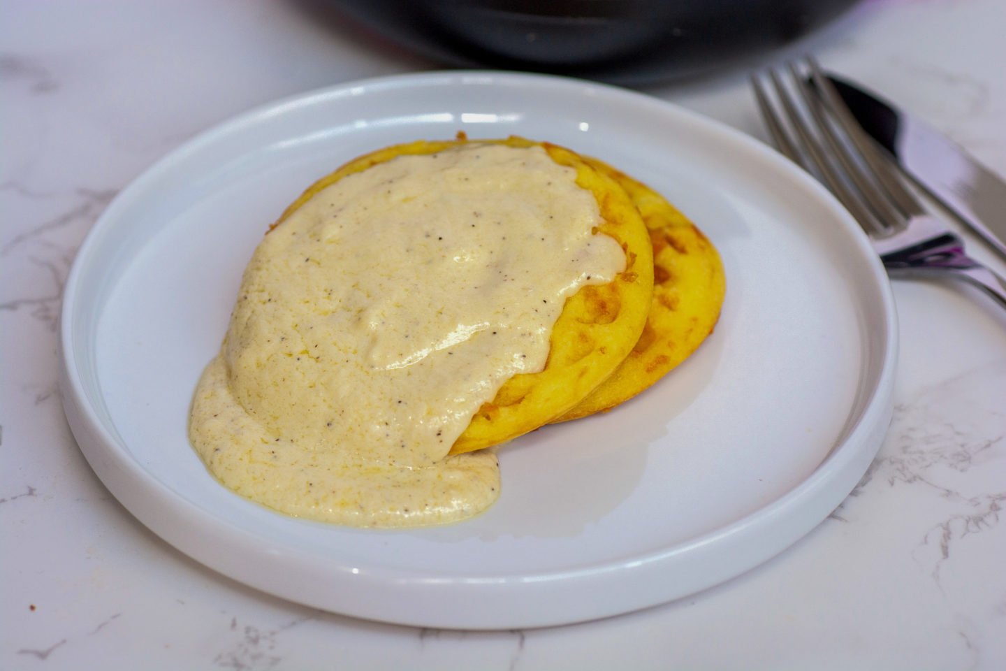 keto white gravy served on waffles