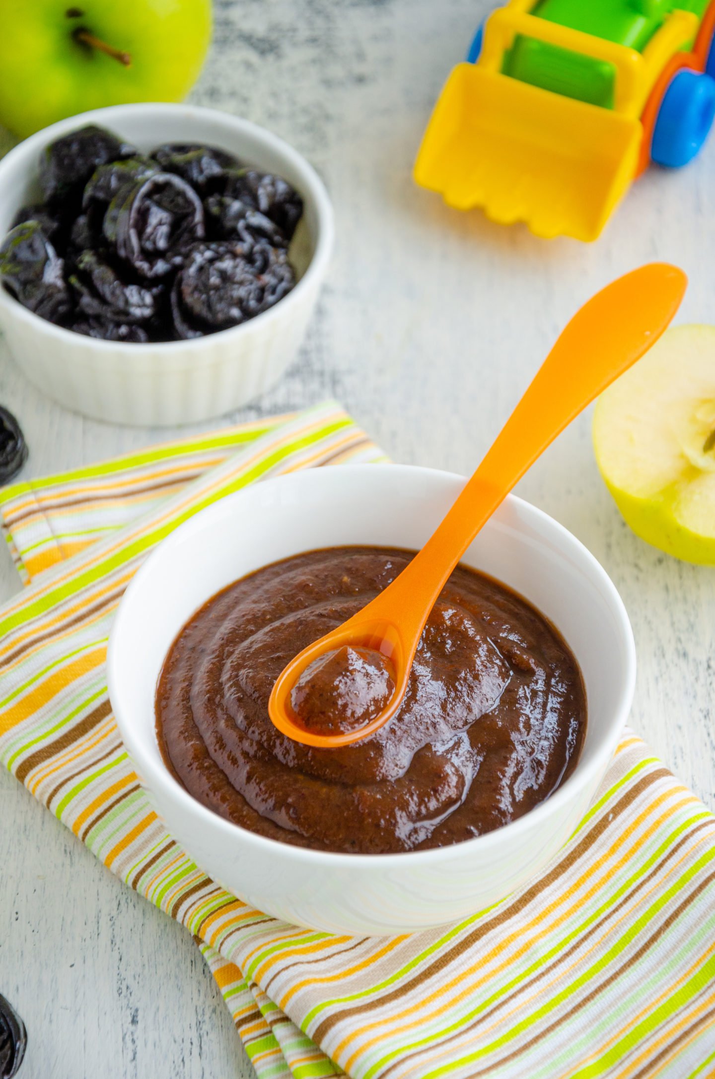 prunes and green apple puree for toddlers