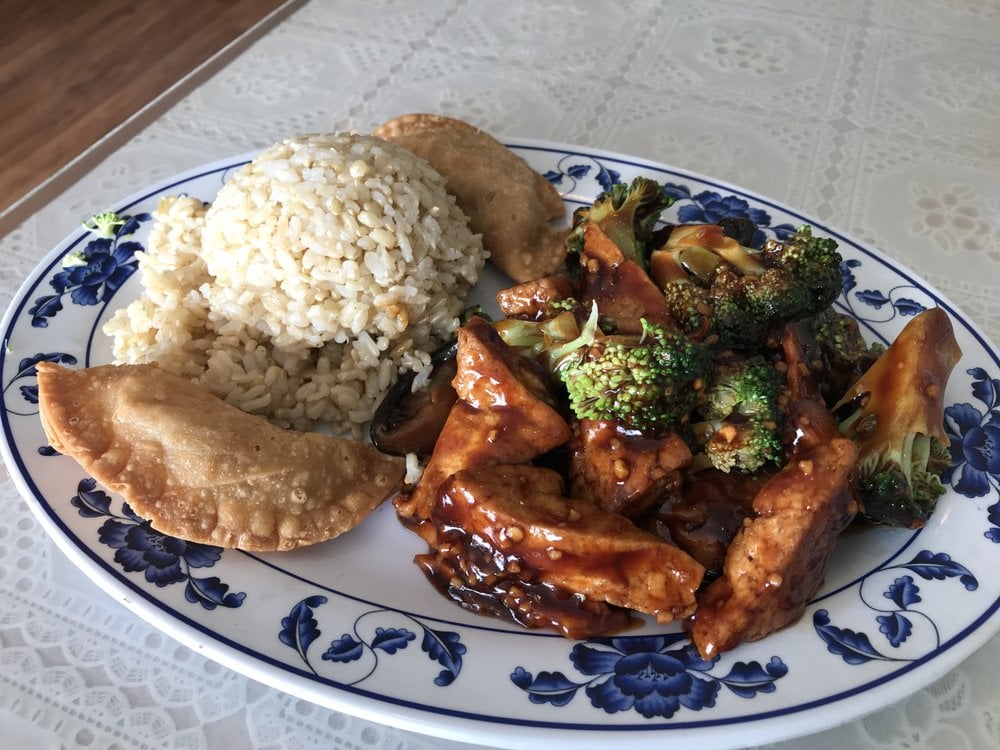 Hermony Vegetarian braised tofu curry pockets brown rice