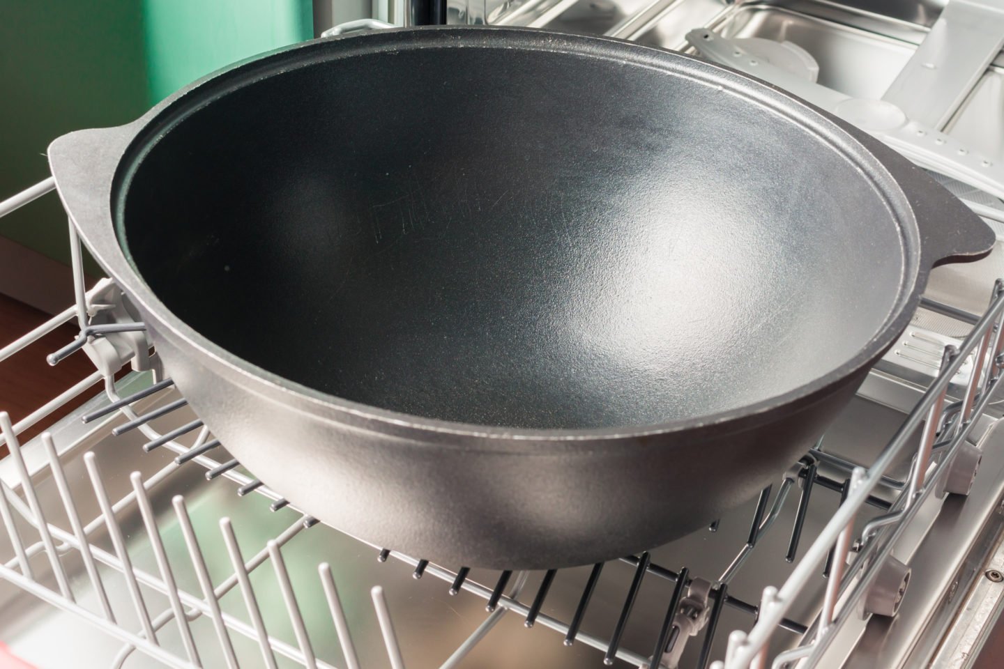 cast iron in dishwasher