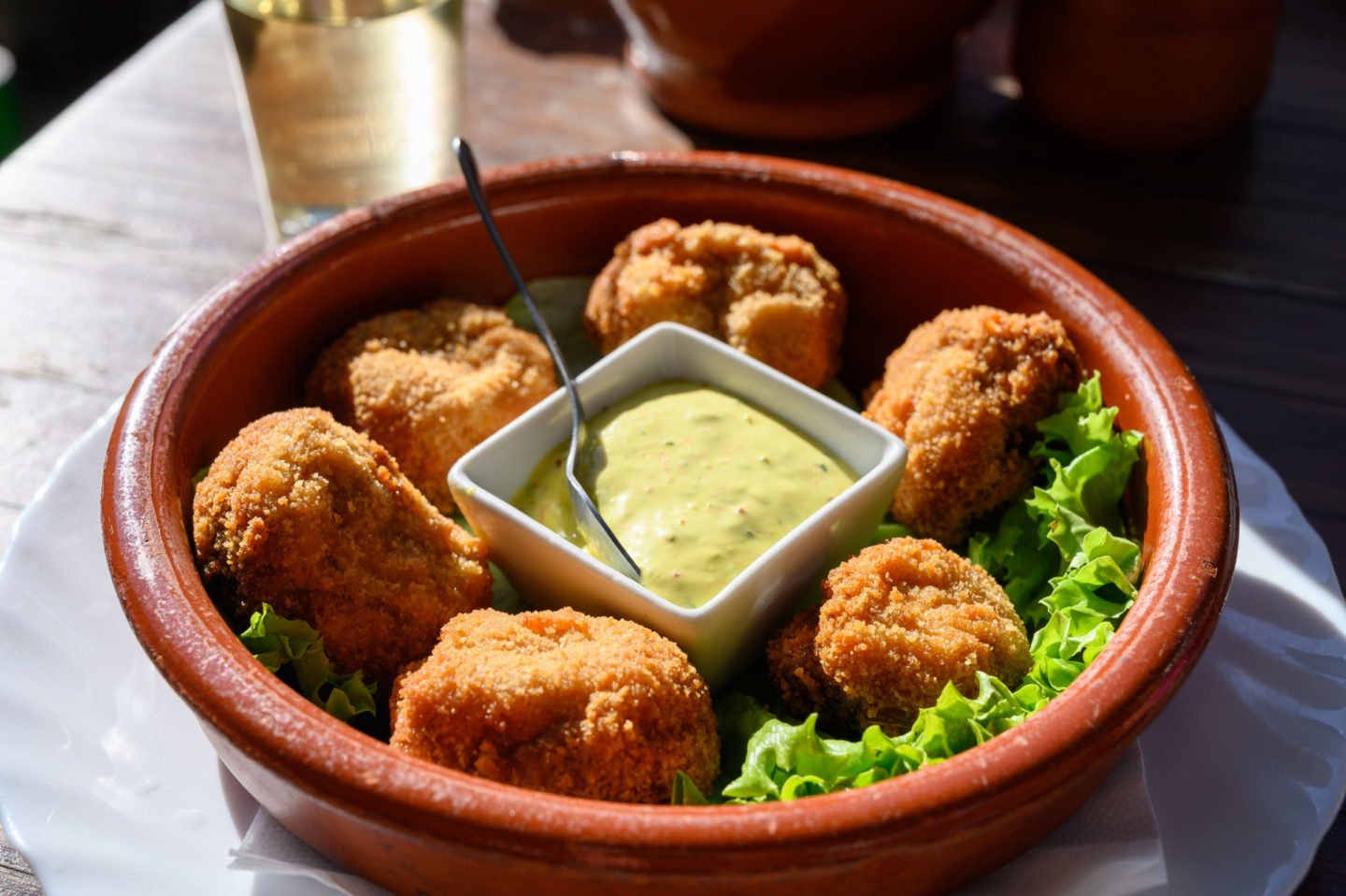 Breaded Mushrooms With Curry Dip