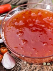 Top 13 Sweet Chili Sauce Substitutes for Cooking