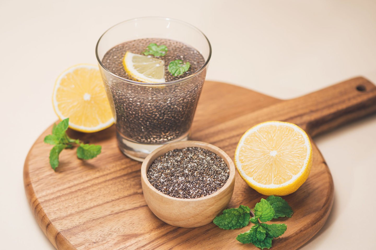 chia gel in lemon juice