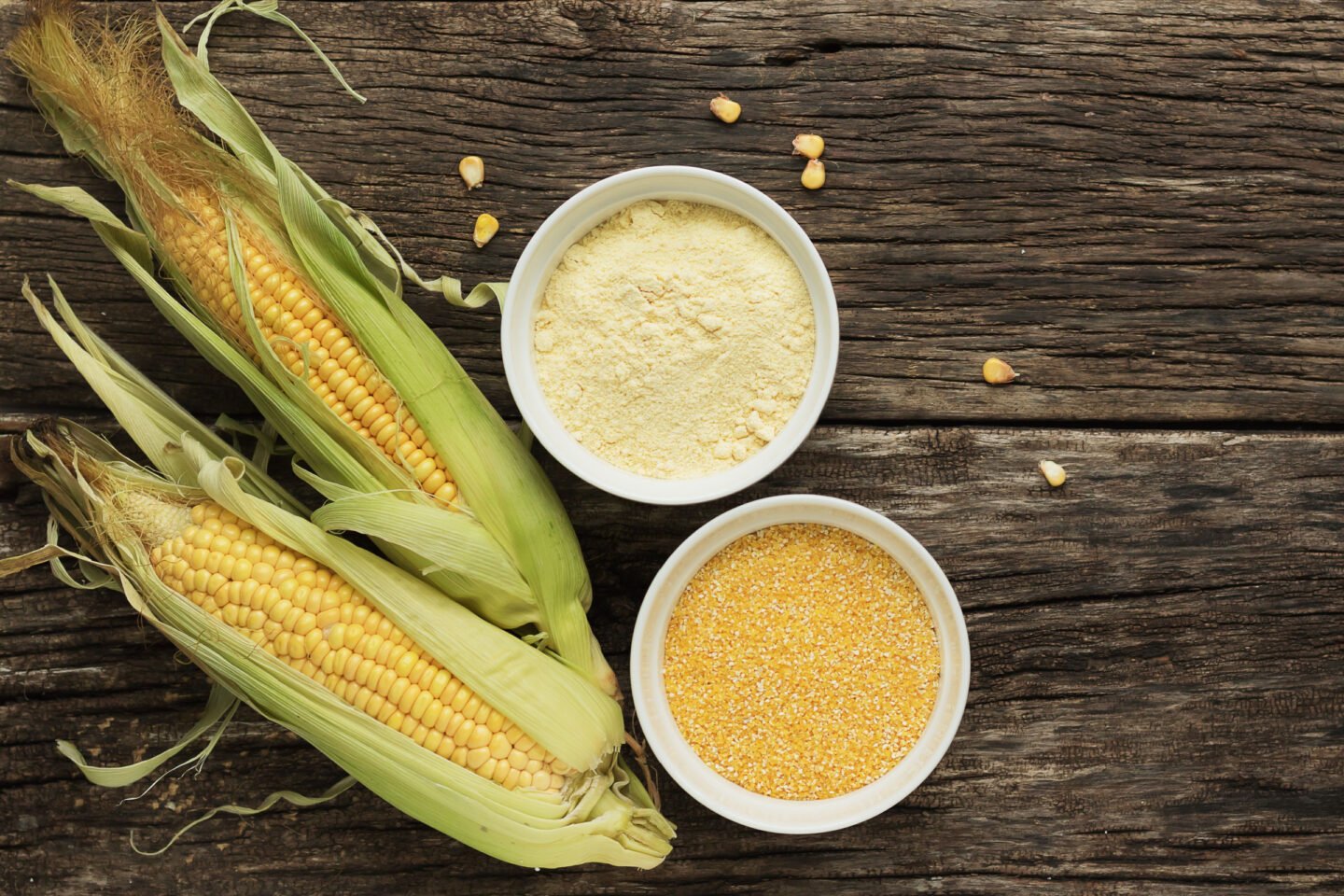 cornmeal corn flour and grits