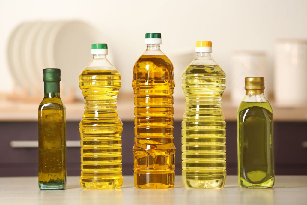 Does Vegetable Oil Go Bad? Everything Explained Tastylicious