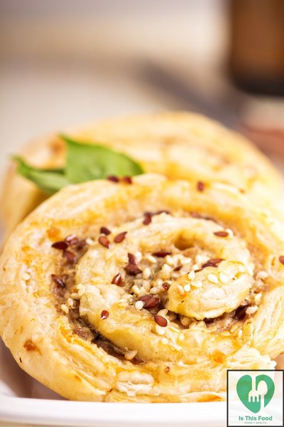 Puff Pastry with Ground Chicken