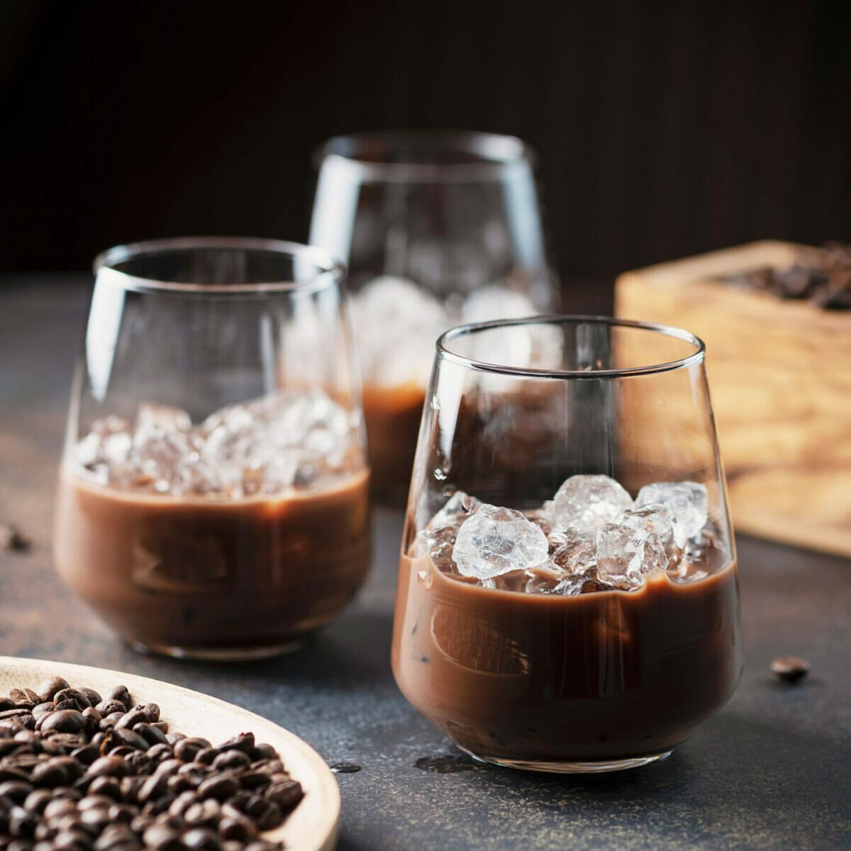 creamy coffee liqueur with ice
