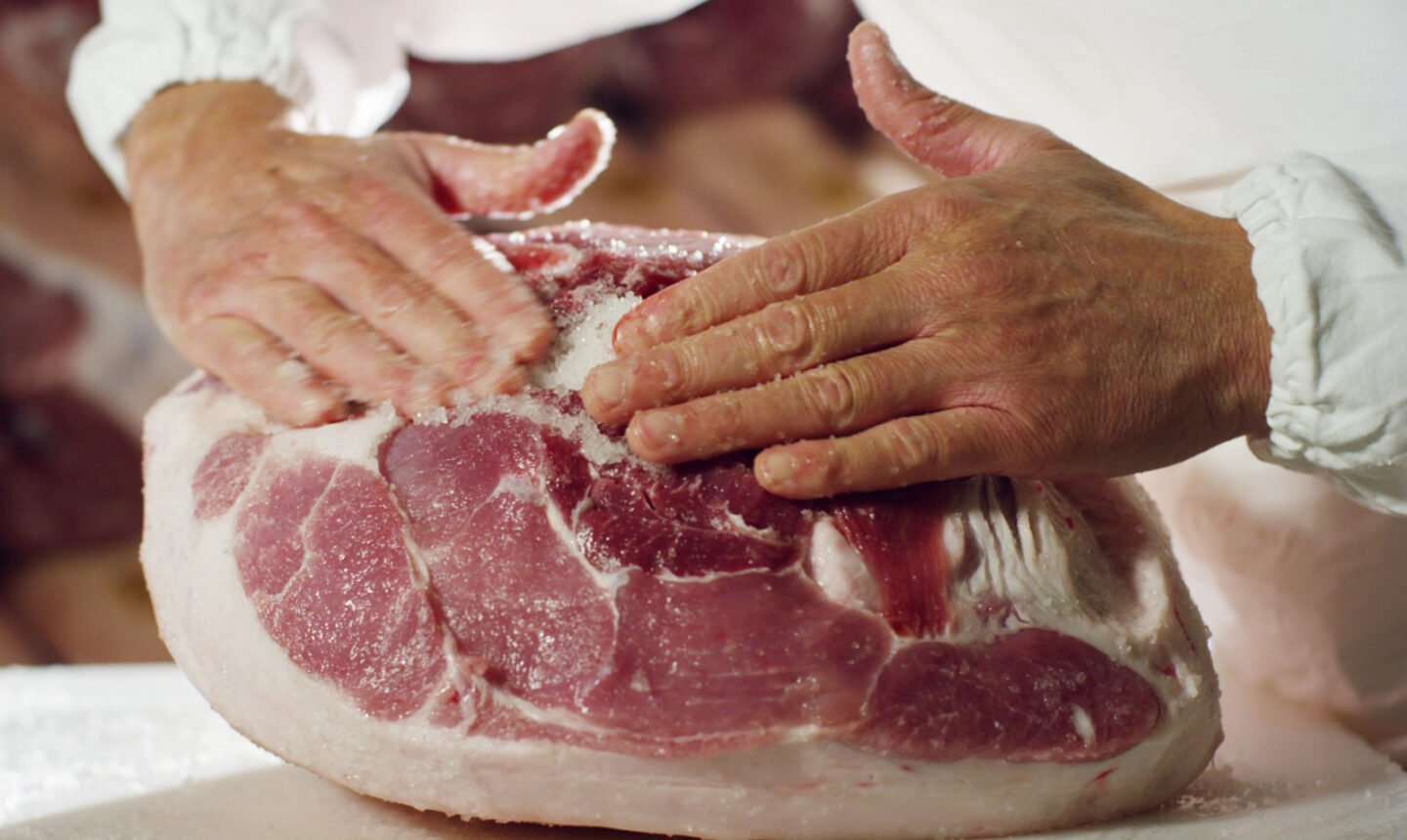 curing and salting ham