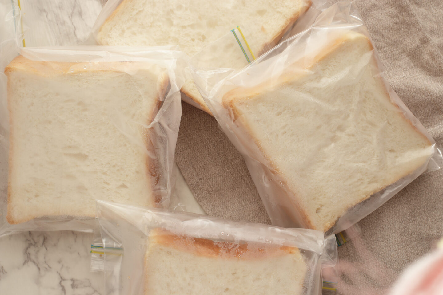 Frozen,Bread,In,Storage,Bag