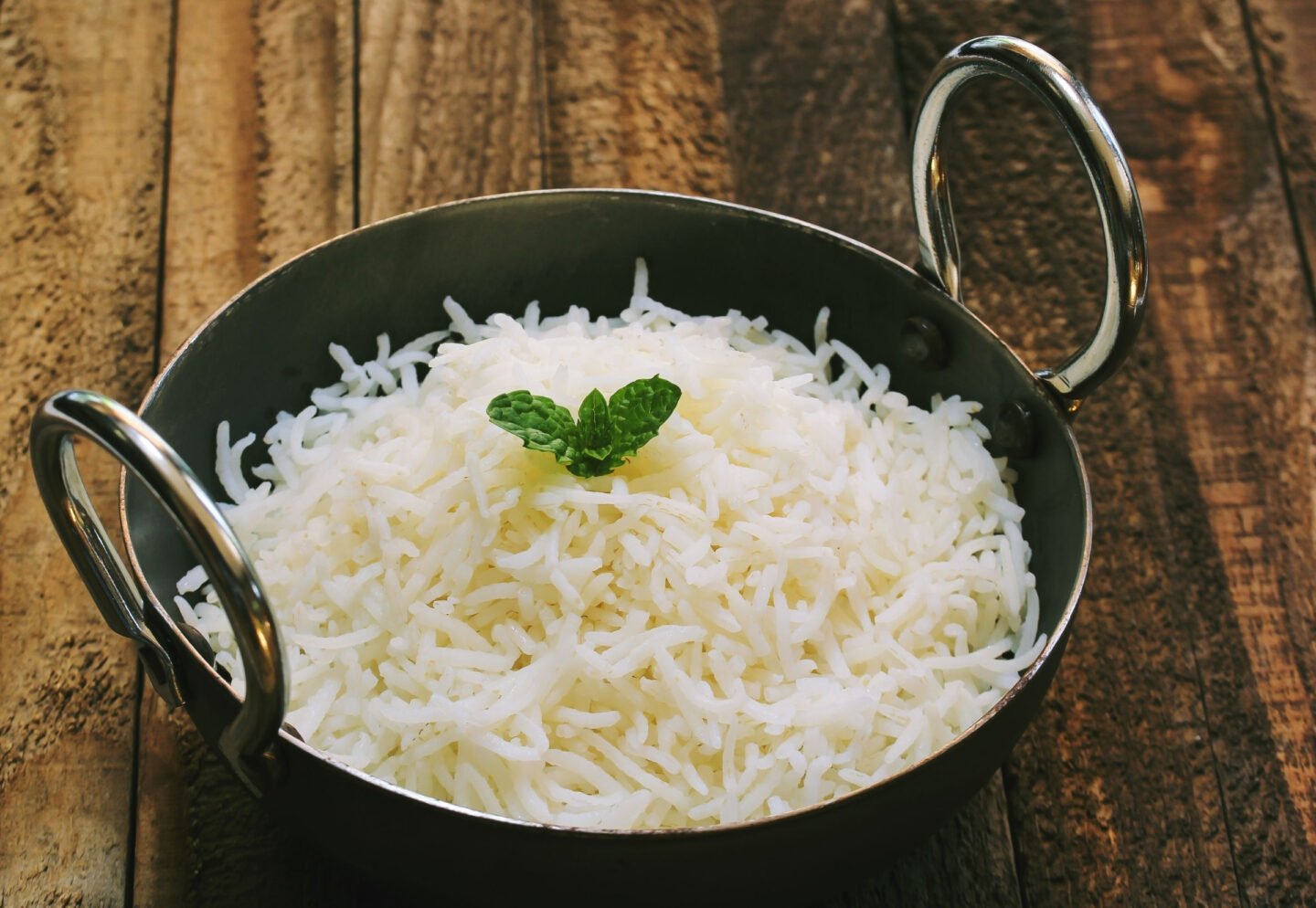 indian basmati rice in kadai