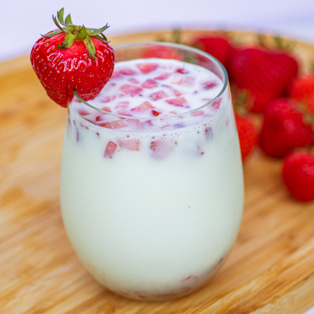 Korean Strawberry Milk - Tastylicious