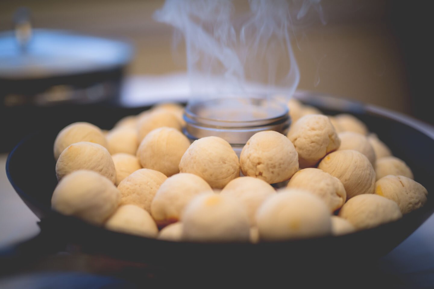 smoking the moon cakes to enhance flavor