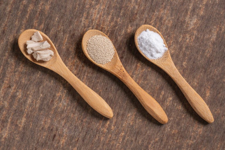 How Many Teaspoons in a Packet of Yeast? Tastylicious