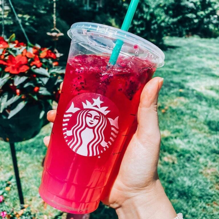 Do Starbucks Refreshers Have Caffeine? - Tastylicious