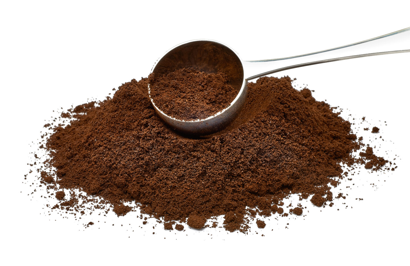a-spoon-measuring-coffee-powder