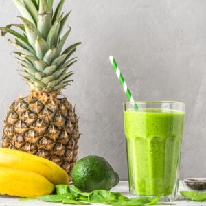 banana avocado pineapple smoothie