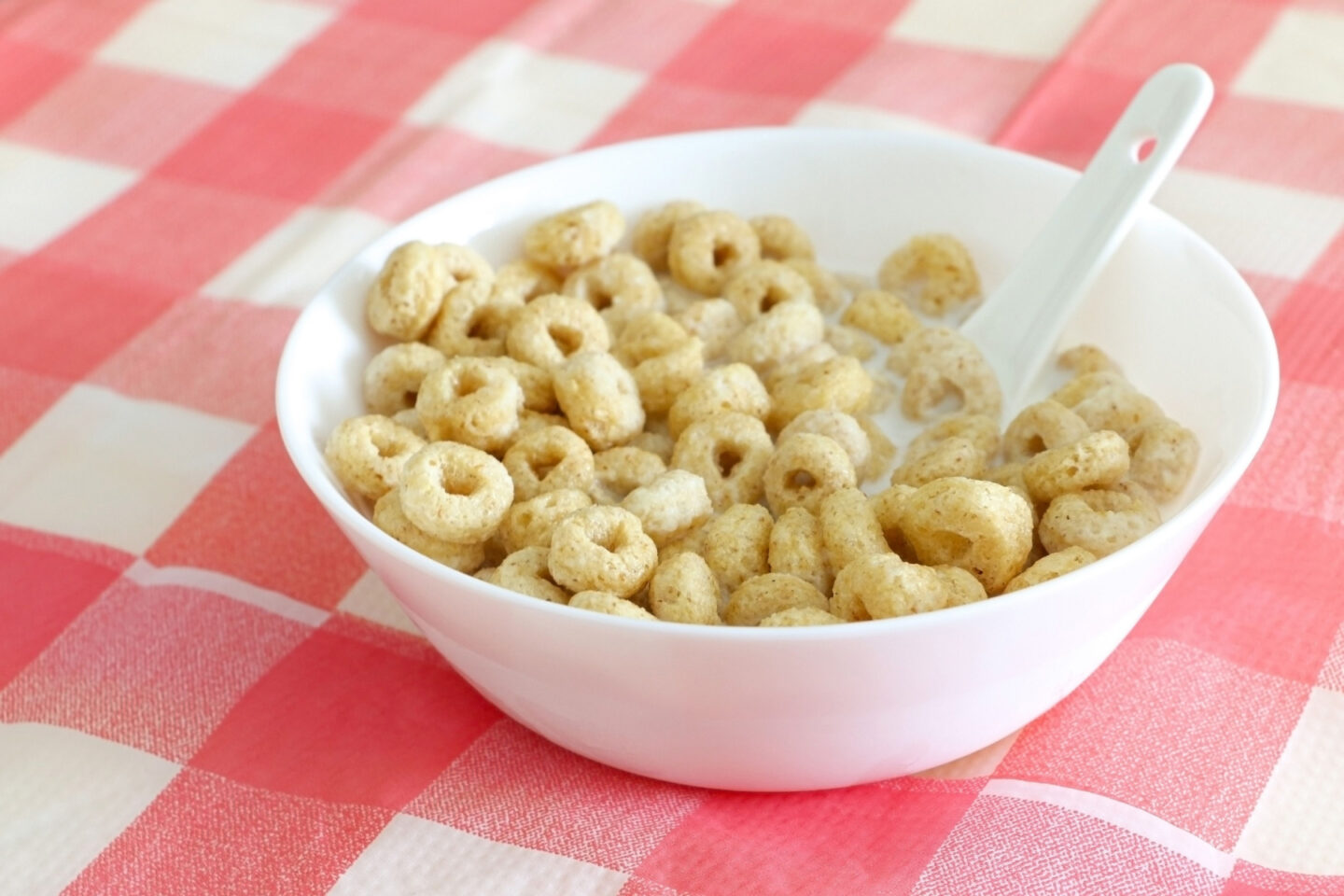 bowl of cheerios for breakfast