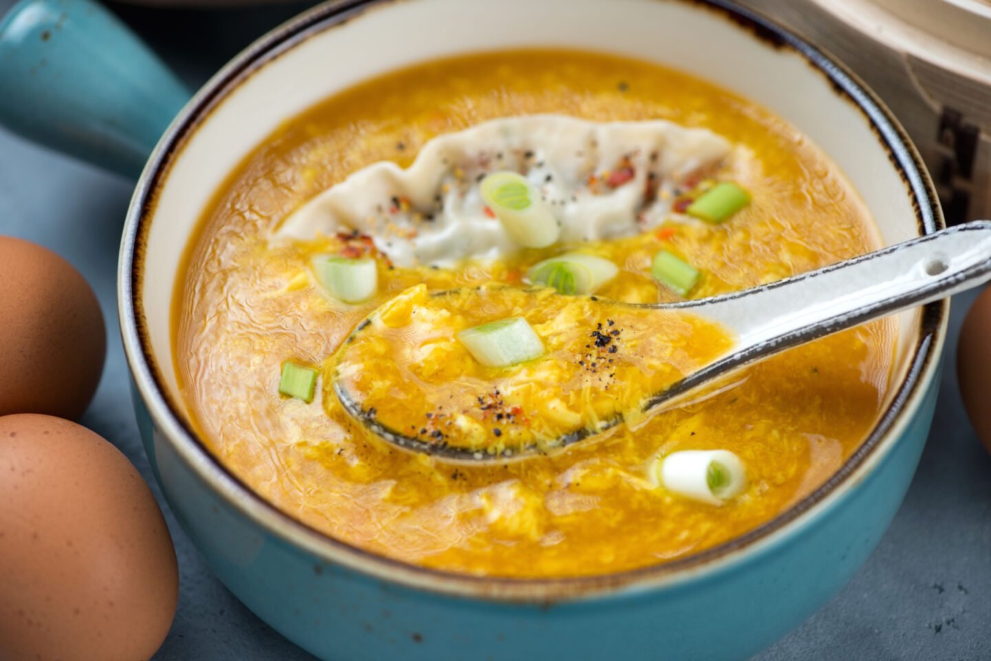 egg drop soup with steamed dumpling