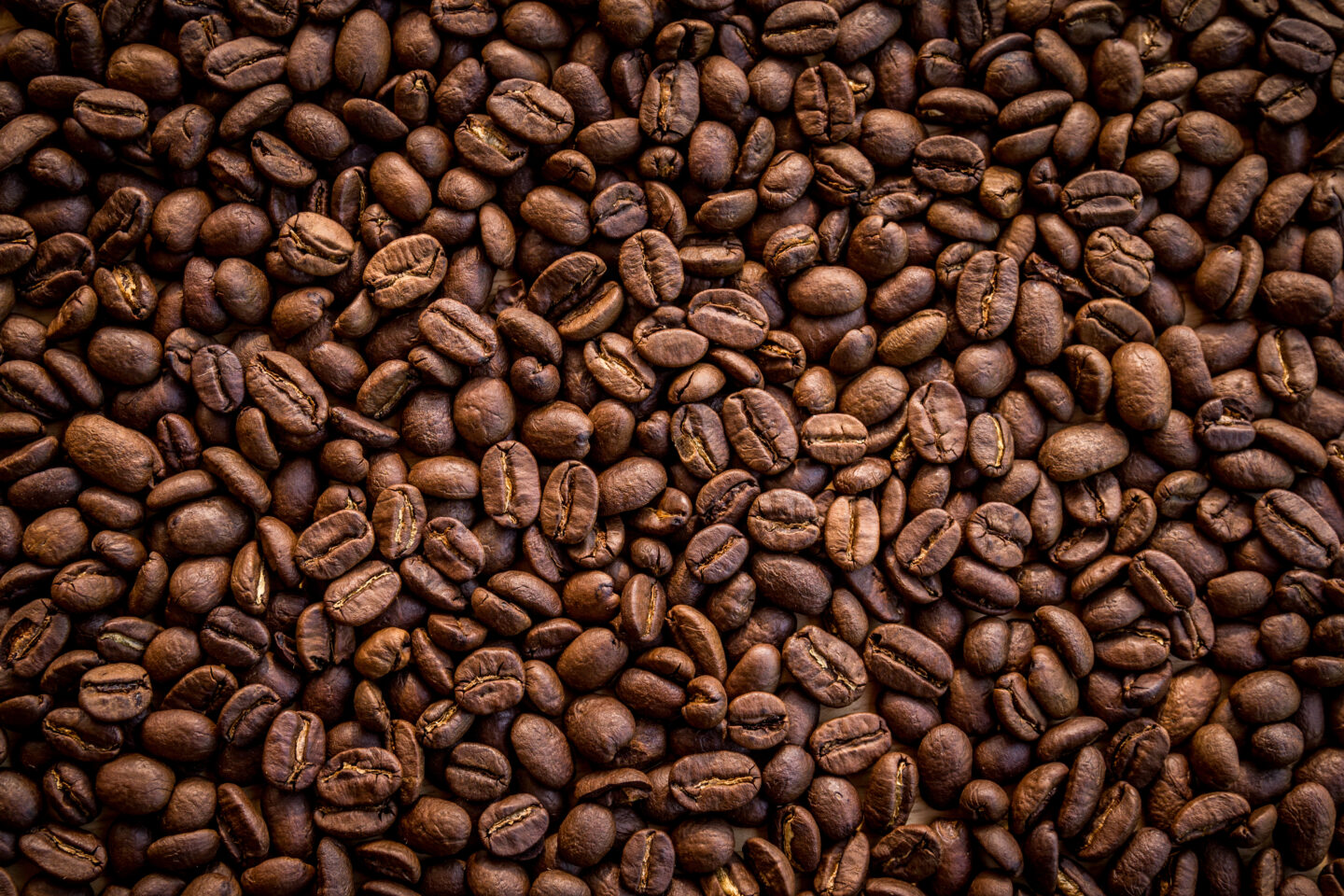 roasted-coffee-beans-background