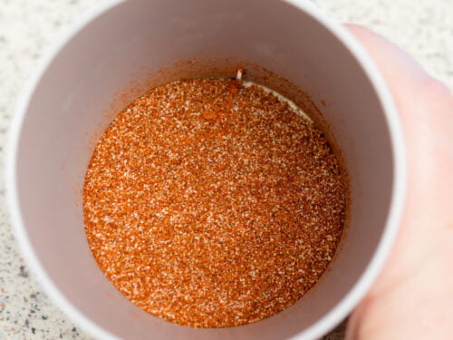 https://tastylicious.com/wp-content/uploads/2023/01/simple-homemade-spice-mix-500x375.jpg