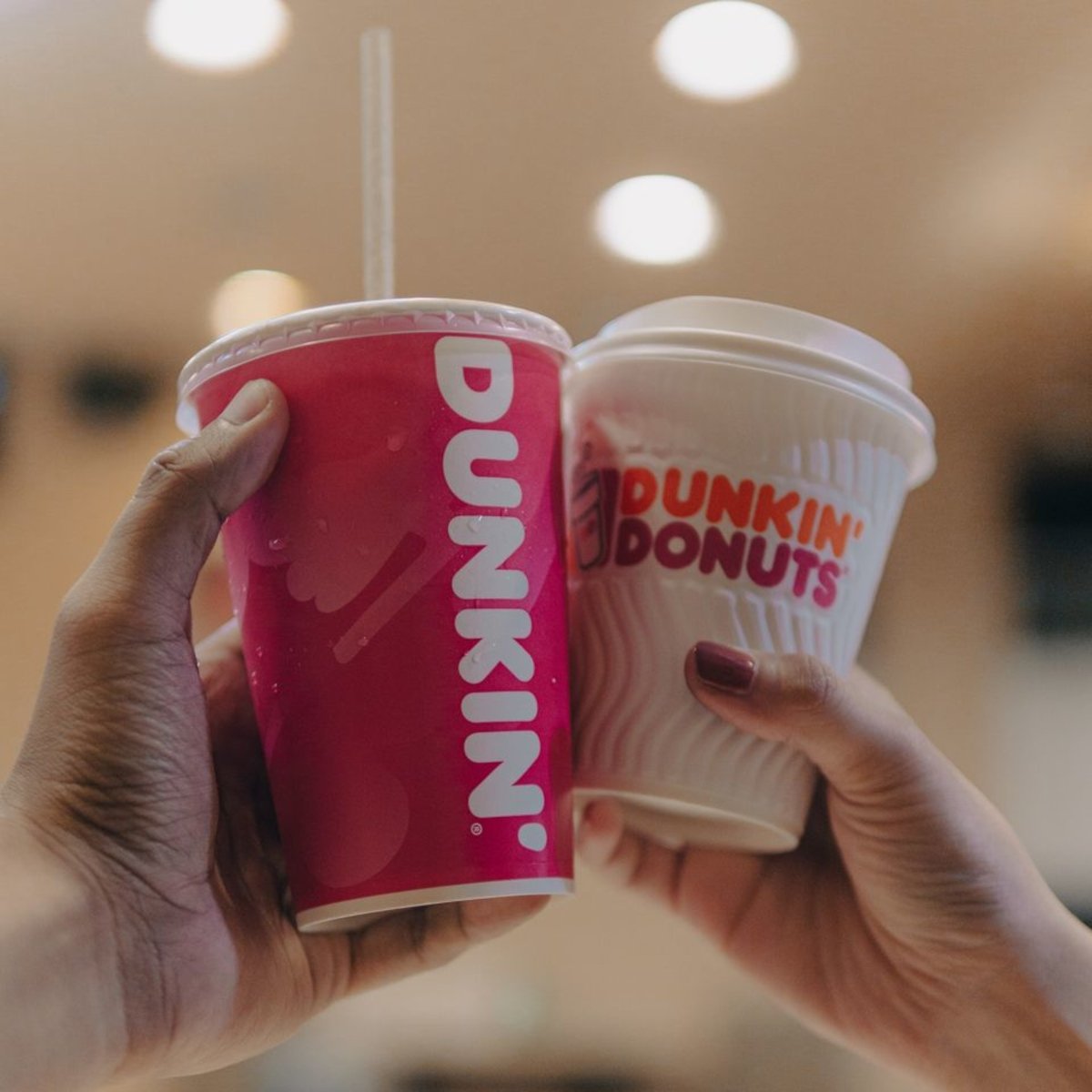 hot and cold dunkin cups