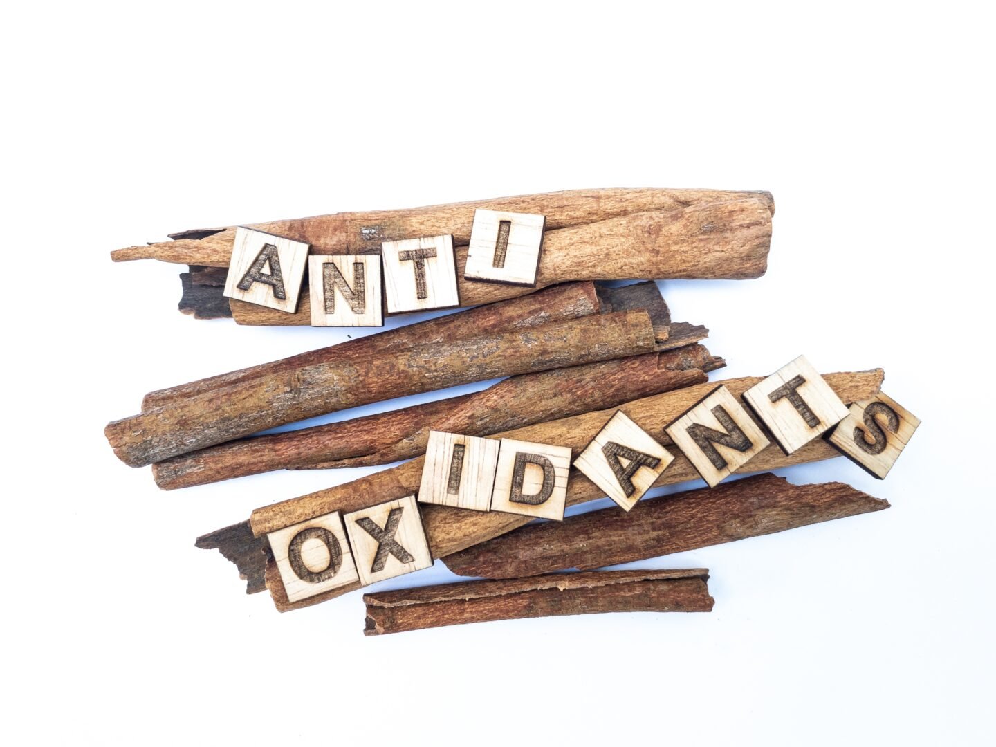 Antioxidants,In,Cinnamon,Benefits,For,Anti,Aging,And,Fight,Cancer