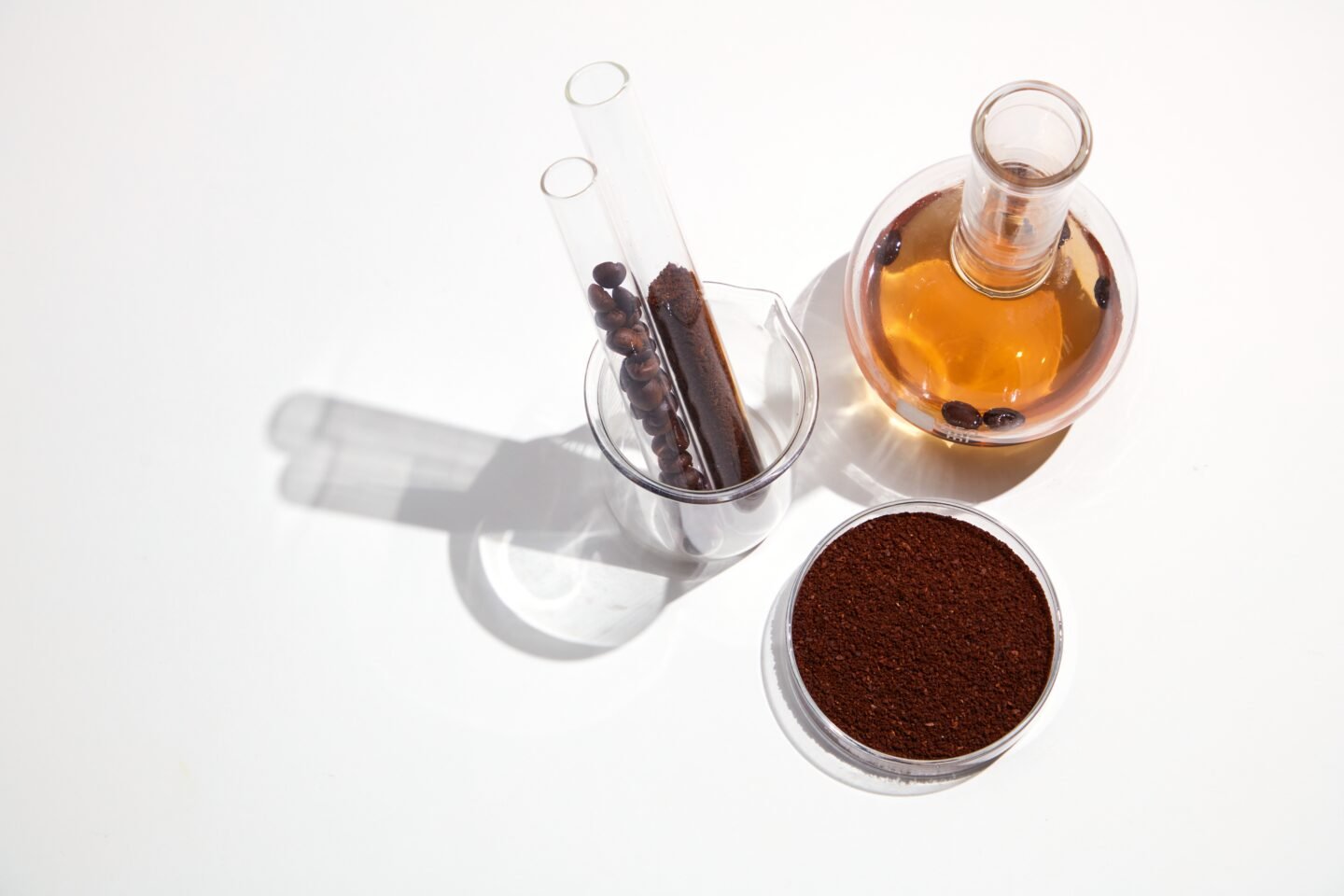 the-scientific-process-of-making-coffee-extract
