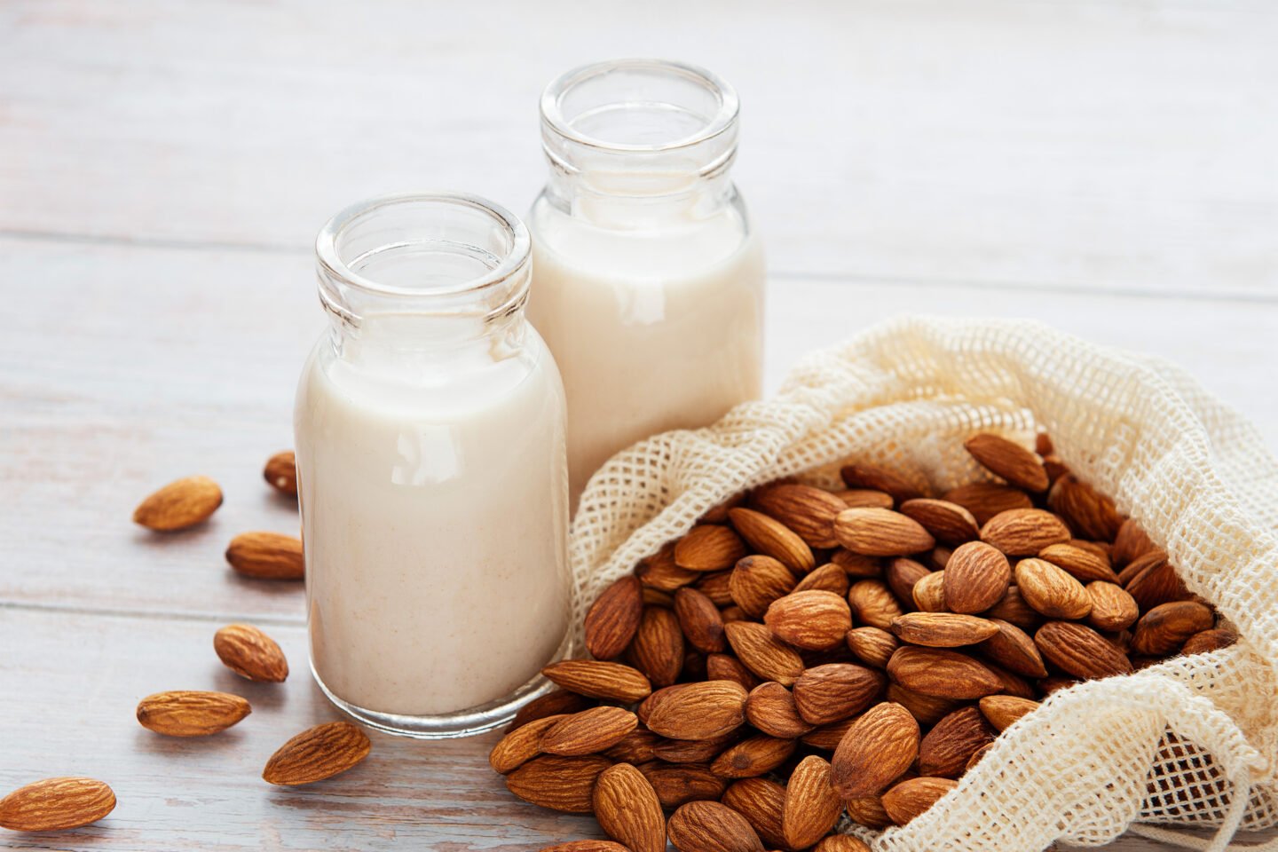 almond milk and almonds