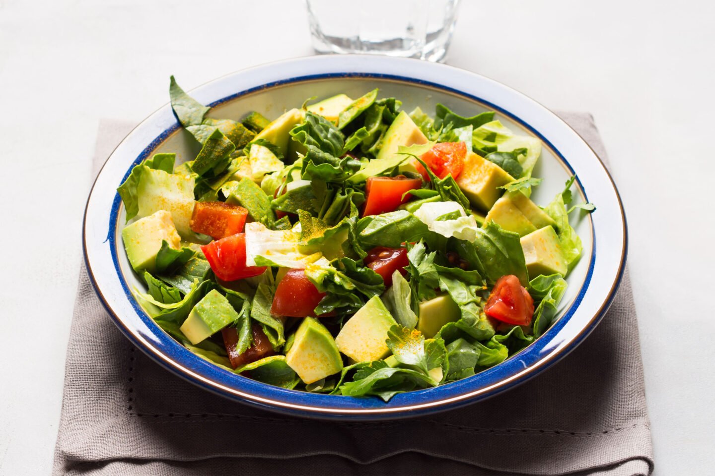 healthy avocado spinach tomato salad