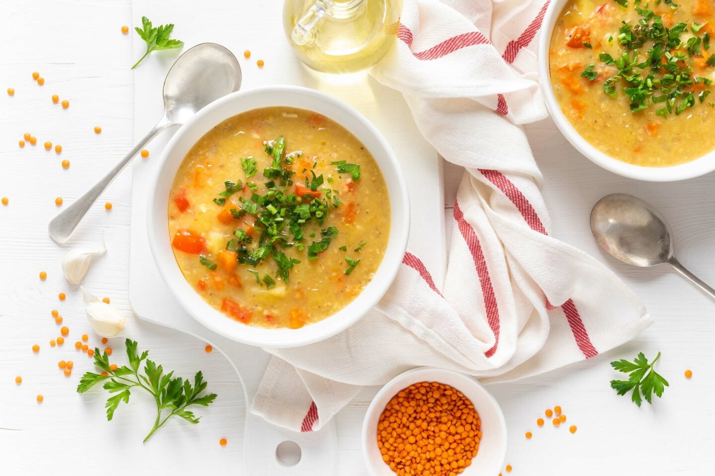 vegetable lentil soup with fresh parsley