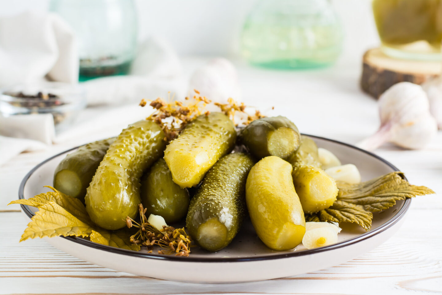 ready to eat pickled cucumbers