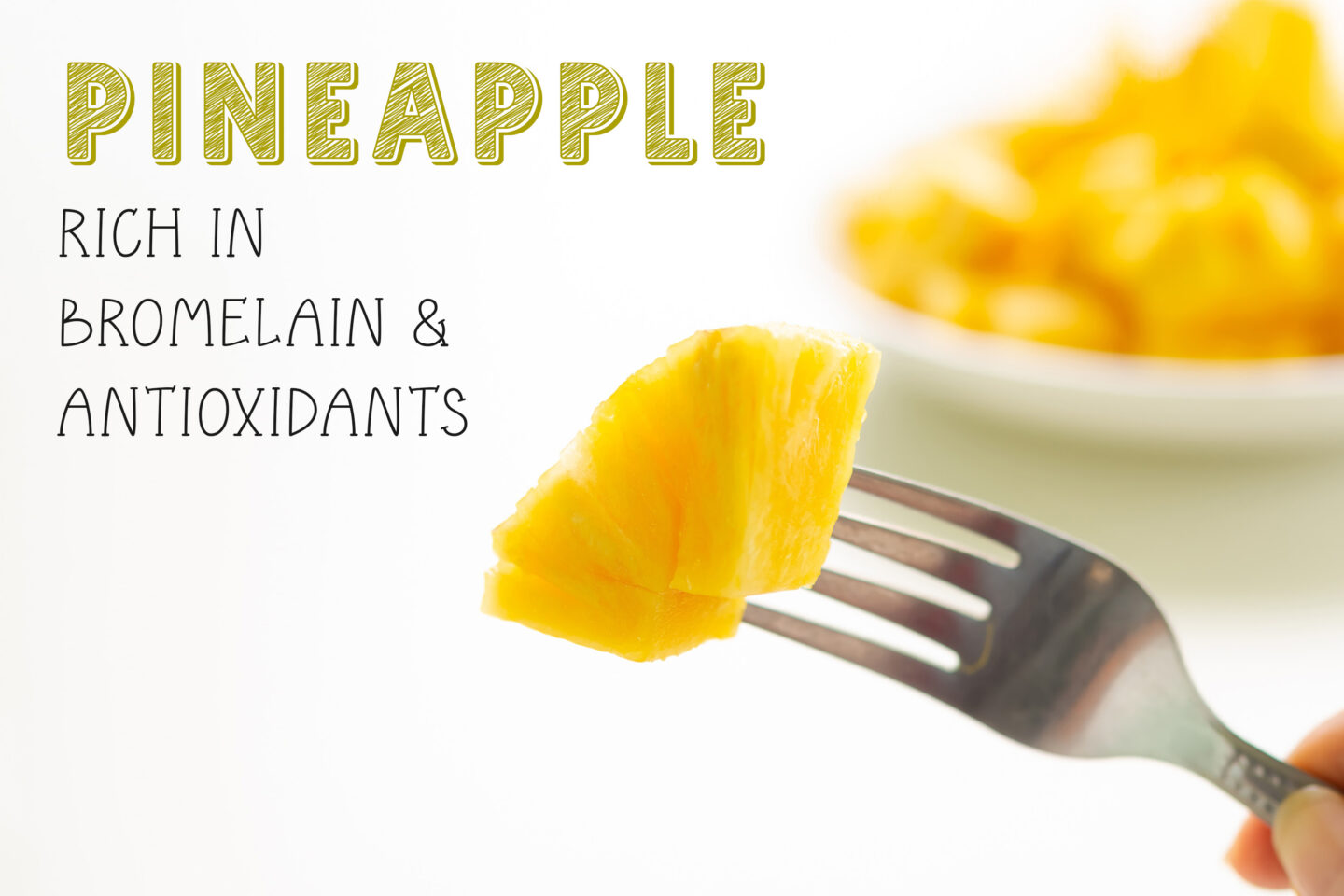 pineapple rich in bromelain antioxidants