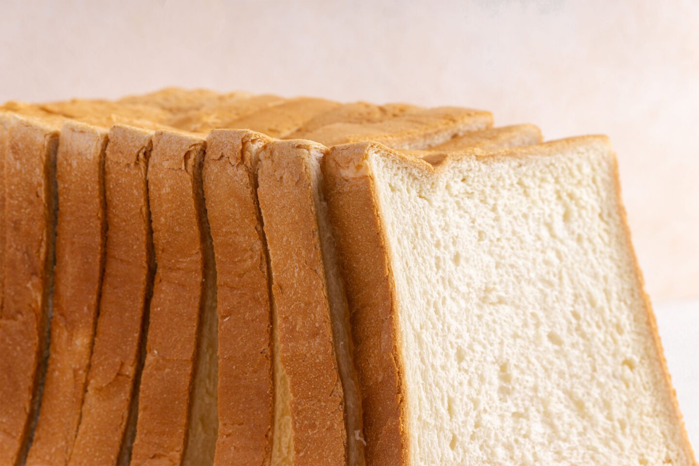 sliced white bread close up