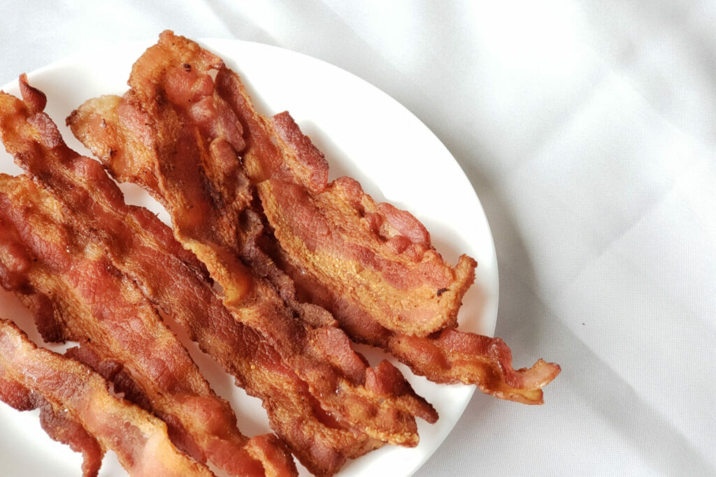 How Many Slices Of Bacon In A Pound?