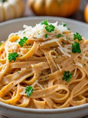Pumpkin Alfredo Pasta for a Creamy Fall-Inspired Dinner
