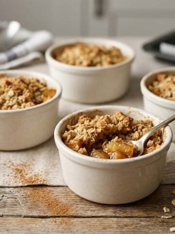 apple oat crumble cups